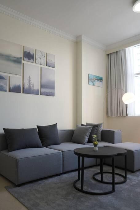 Step Into Serenity - Discover Modern Living In 1Br Apartment With Panoramic Views In Dubai Marina Near Jbr Walk, Beach And Bla Bla Club Kültér fotó